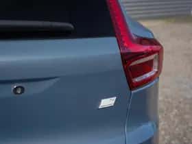 Volvo XC40 (2021) thumbnail 9