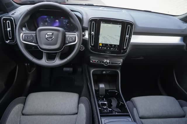Volvo XC40 (2025) thumbnail 13