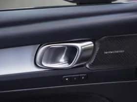 Volvo XC40 (2025) thumbnail 15