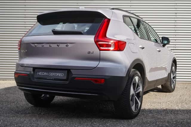Volvo XC40 (2025) thumbnail 6
