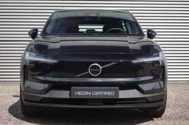 Volvo EX30 (2025) thumbnail 2