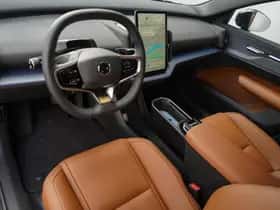 Volvo EX30 (2025) thumbnail 12