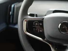 Volvo EX30 (2025) thumbnail 17