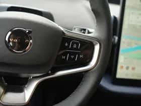 Volvo EX30 (2025) thumbnail 18