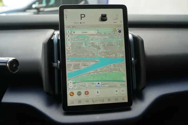 Volvo EX30 (2025) thumbnail 19