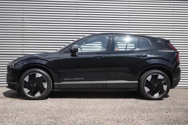 Volvo EX30 (2025) thumbnail 3