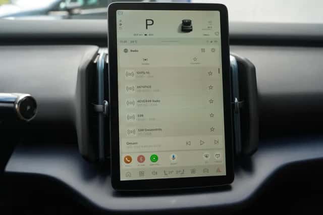 Volvo EX30 (2025) thumbnail 24