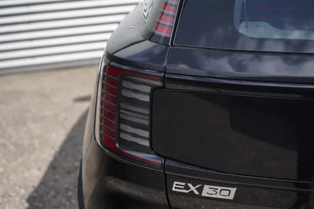 Volvo EX30 (2025) thumbnail 8
