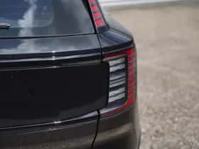 Volvo EX30 (2025) thumbnail 9
