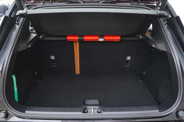 Volvo EX30 (2025) thumbnail 10