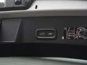 Volvo XC40 (2021) thumbnail 11