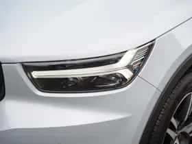 Volvo XC40 (2021) thumbnail 4
