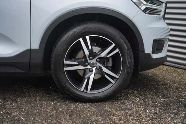 Volvo XC40 (2021) thumbnail 7