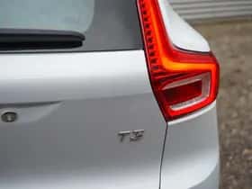 Volvo XC40 (2021) thumbnail 9