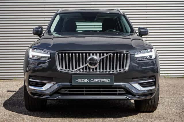 Volvo XC90 (2021) thumbnail 2