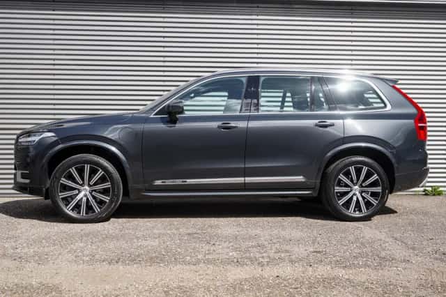 Volvo XC90 (2021) thumbnail 3