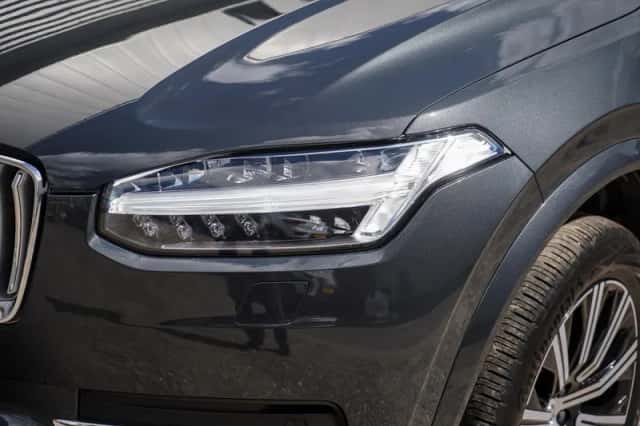 Volvo XC90 (2021) thumbnail 4