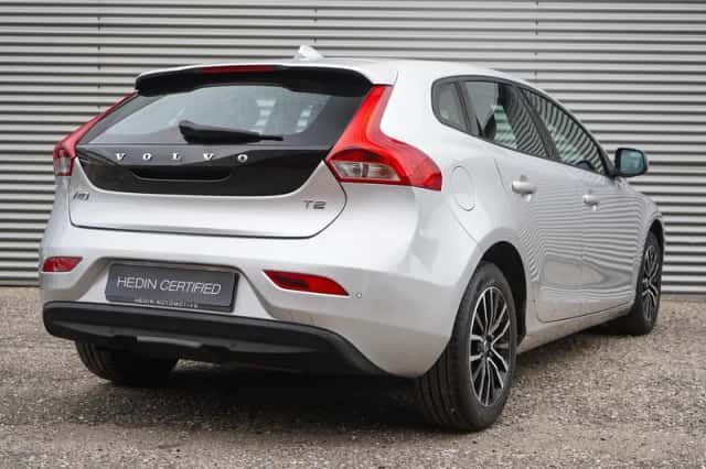 Volvo V40 (2017) thumbnail 6