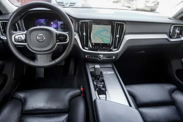 Volvo S60 (2023) thumbnail 12