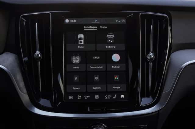 Volvo S60 (2023) thumbnail 21