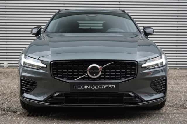 Volvo V60 (2025) thumbnail 2