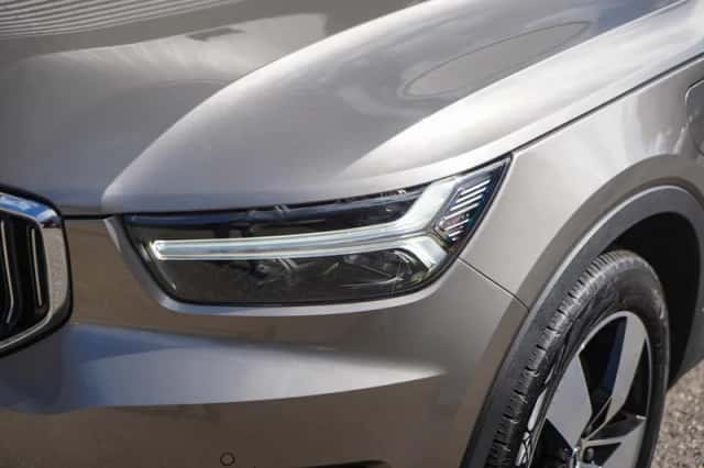 Volvo XC40 (2021) thumbnail 4