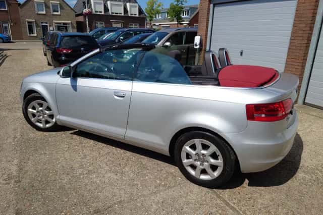 Audi A3 (2009) thumbnail 3