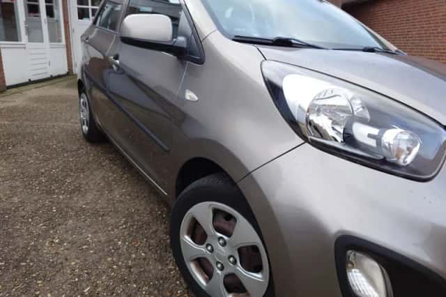 Kia Picanto (2012) thumbnail 6