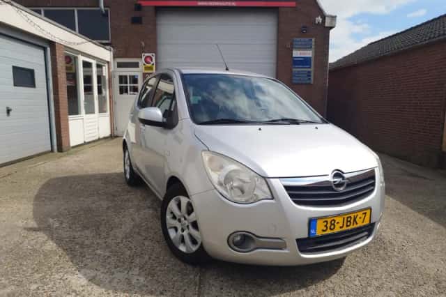Opel Agila (2009) thumbnail 1