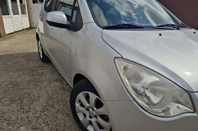 Opel Agila (2009) thumbnail 6