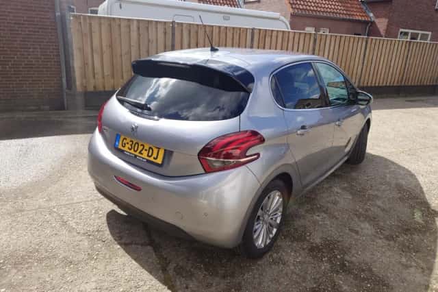 Peugeot 208 (2019) thumbnail 4