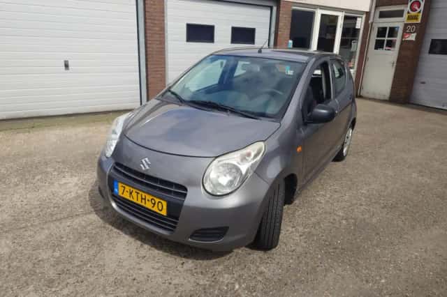 Suzuki Alto (2013) thumbnail 2