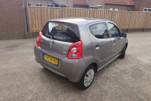 Suzuki Alto (2013) thumbnail 4