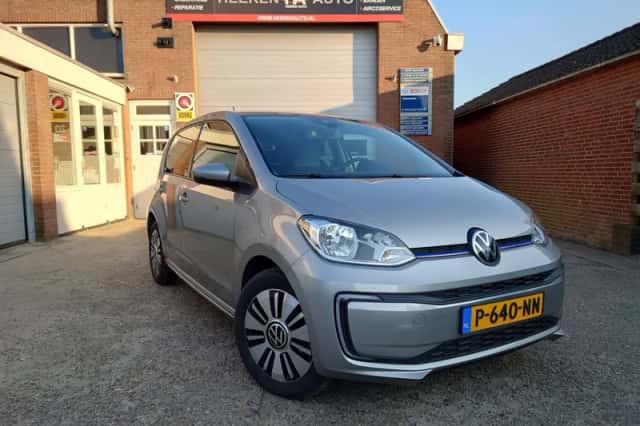 Volkswagen E-Up! (2020) thumbnail 1