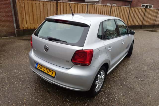Volkswagen Polo (2010) thumbnail 4