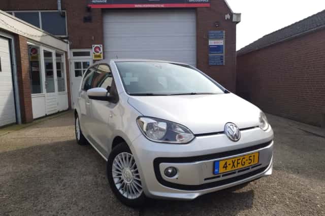 Volkswagen Up! (2014) thumbnail 1