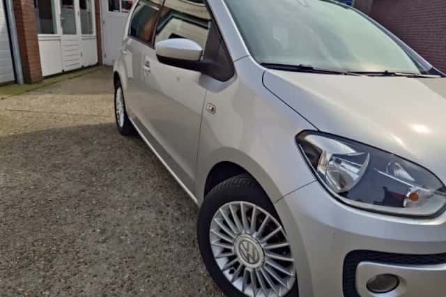 Volkswagen Up! (2014) thumbnail 6