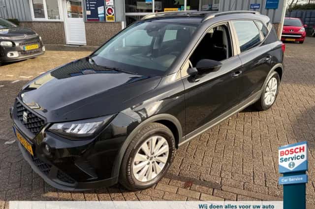 SEAT Arona (2023) thumbnail 1