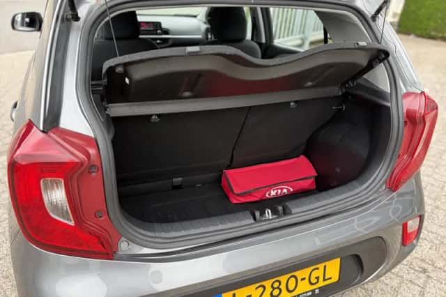 Kia Picanto (2021) thumbnail 6
