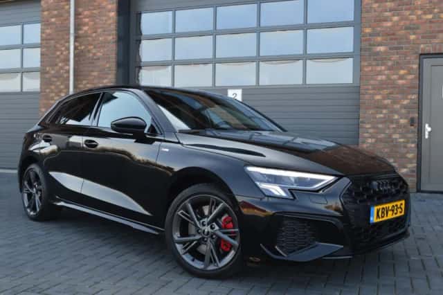 Audi A3 (2022) thumbnail 4