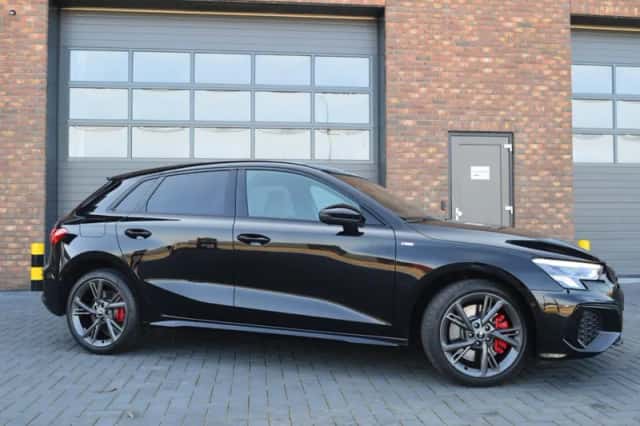 Audi A3 (2022) thumbnail 5