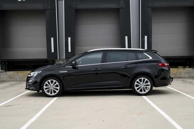 Renault Mégane (2018) thumbnail 3