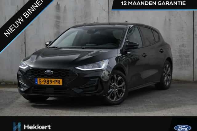 Ford Focus (2023) thumbnail 1