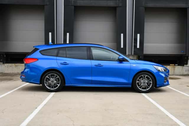 Ford Focus (2020) thumbnail 4
