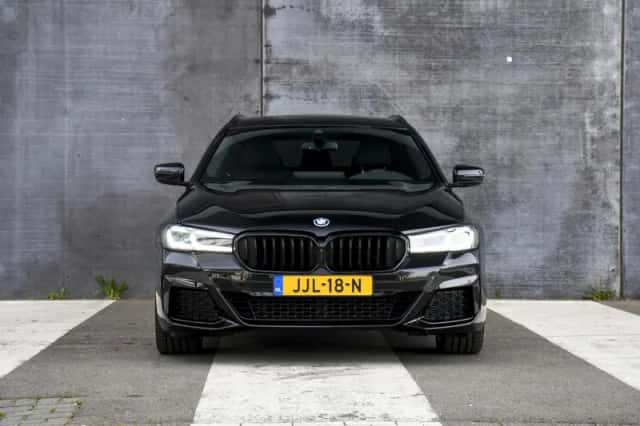 BMW 5-Serie (2023) thumbnail 4