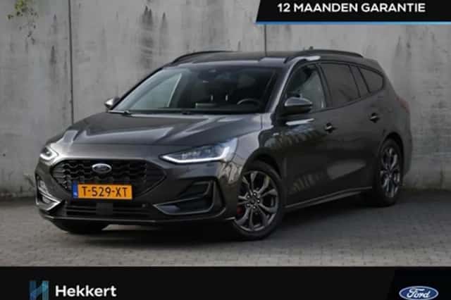 Ford Focus (2023) thumbnail 1