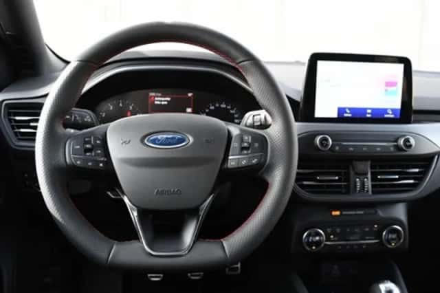 Ford Focus (2023) thumbnail 13