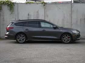 Ford Focus (2023) thumbnail 3