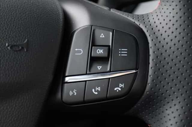Ford Focus (2023) thumbnail 26
