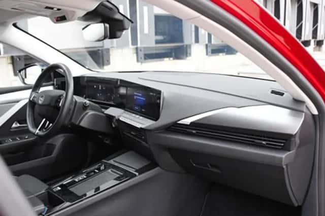 Opel Astra Sports Tourer (2024) thumbnail 9